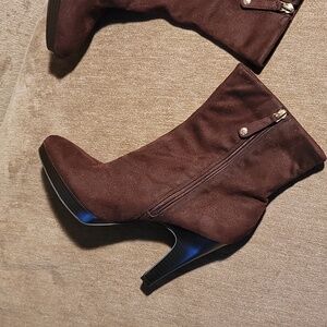 Isaac Mizrahi High Heel Boots